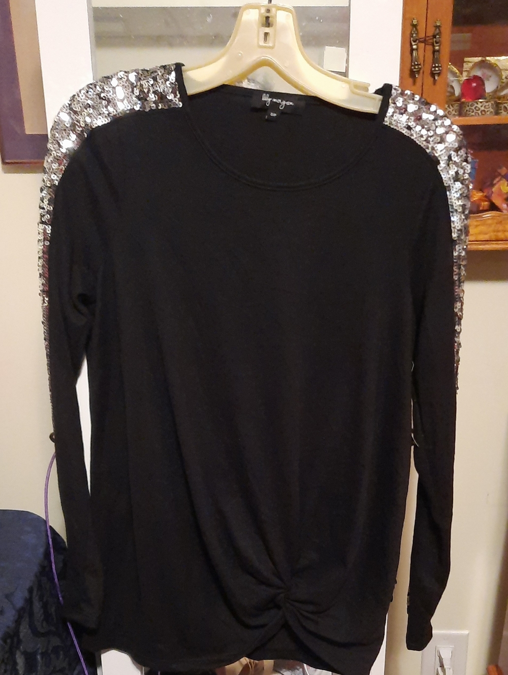 NWT Black Sequin Shoulder Long-Sleeve Crew Neck Knitted Top Loose Fit Size Small